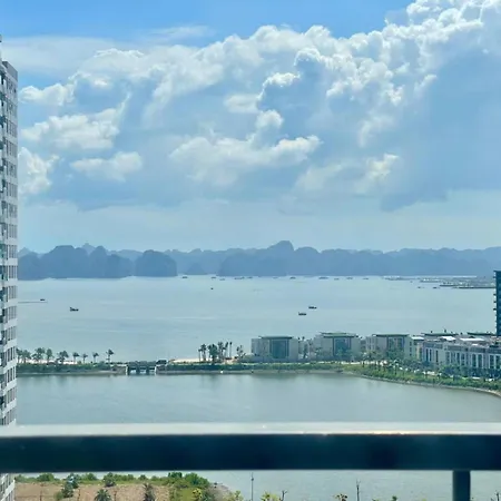 Sam Seaview Homestay Bai Chay